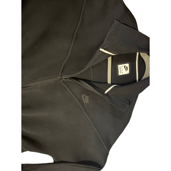 Nike Women Sportswear Tech Fleece Windrunner Jumpsuit Black Sz 2XL FB8798-013 - Picture 3 of 12